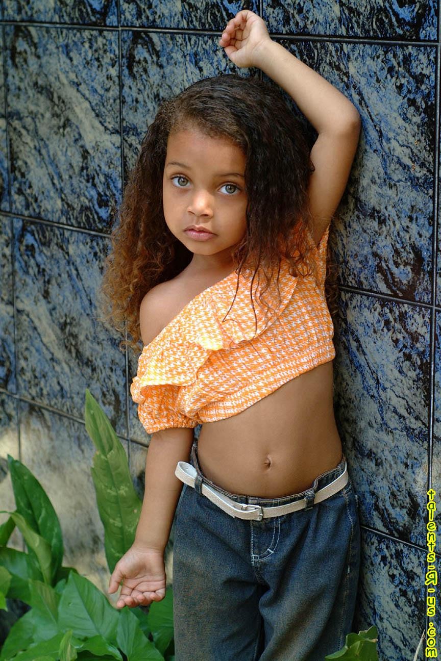 Thaina IV - C1 4y.jpg
