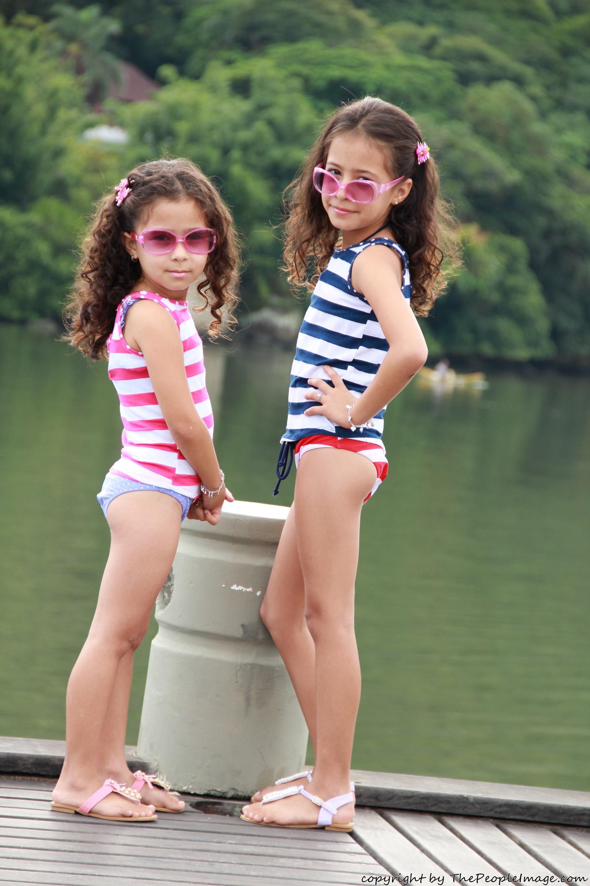 Stefy and Sasha - C3 7y and 6y.JPG