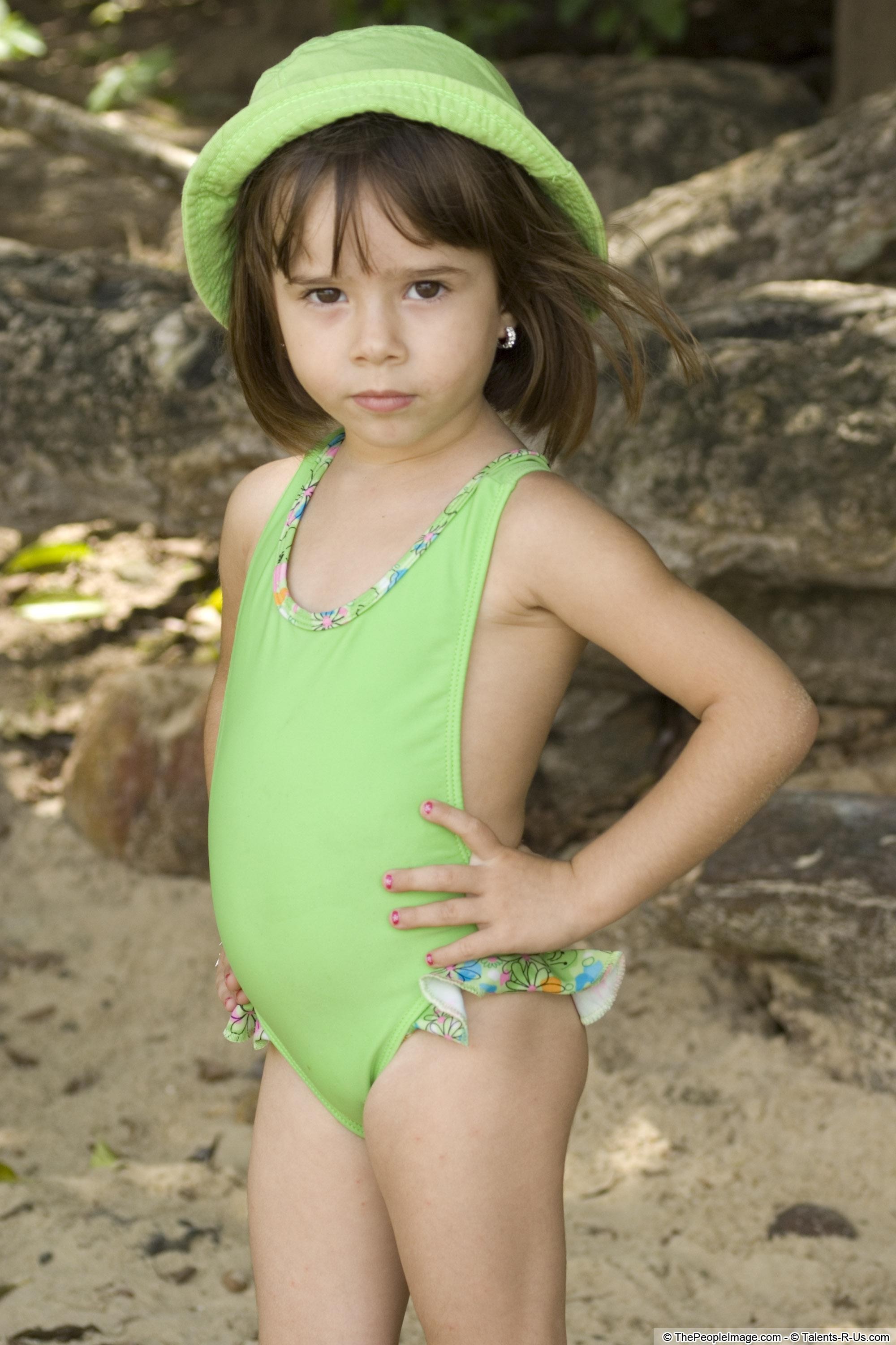 Rafaela - C3 4y (also 5y, 6y, 7y, 8y, 9y)(Sister to Karina).JPG